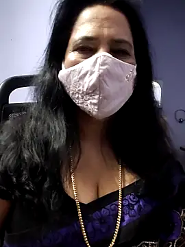 Snapshot of mallu-lover chatting on December 5, 2025, 3:15 am mallu-lover online show from December 5, 2025, 3:15 am