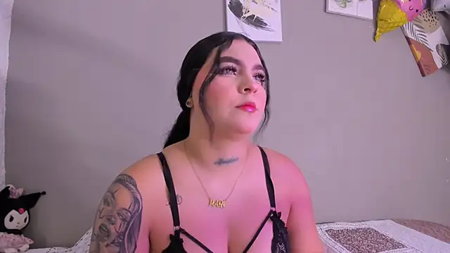 melody blossom  online show from November 14, 2025, 9:02 pm