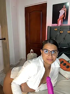 ema zoe online show from October 29, 2025, 12:02 am