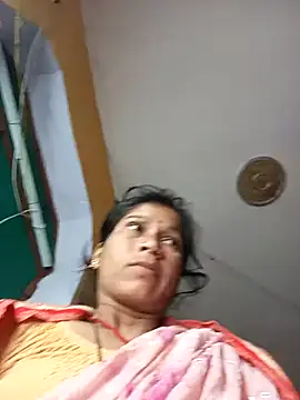 Snapshot of Sonam_pandeyji chatting on November 12, 2025, 11:14 pm Sonam pandeyji online show from November 12, 2025, 11:14 pm