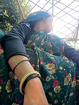 Snapshot of Sonam_pandeyji chatting on November 16, 2025, 7:47 am Sonam pandeyji online show from November 16, 2025, 7:47 am