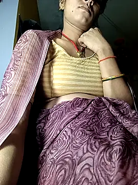 Snapshot of Sonam_pandeyji chatting on December 4, 2025, 6:38 pm Sonam pandeyji online show from December 4, 2025, 6:38 pm