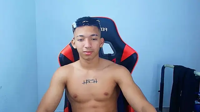 Snapshot of JuanchiT66 chatting on September 24, 2025, 3:21 am JuanchiT66 online show from September 24, 2025, 3:21 am