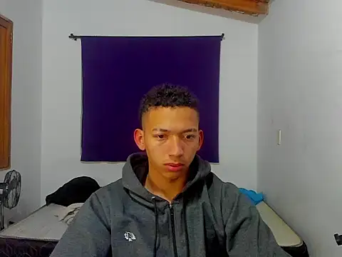 Snapshot of JuanchiT66 chatting on October 2, 2025, 5:58 am JuanchiT66 online show from October 2, 2025, 5:58 am