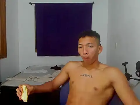 Snapshot of JuanchiT66 chatting on October 17, 2025, 5:59 pm JuanchiT66 online show from October 17, 2025, 5:59 pm