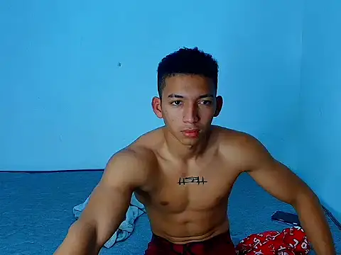 Snapshot of JuanchiT66 chatting on November 12, 2025, 5:30 am JuanchiT66 online show from November 12, 2025, 5:30 am