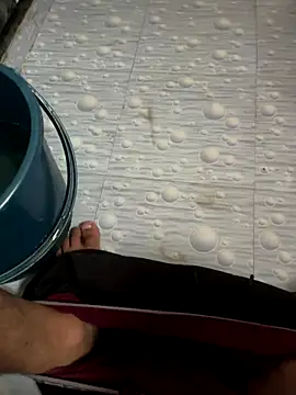 NoddingScorpion online show from September 20, 2025, 4:02 am