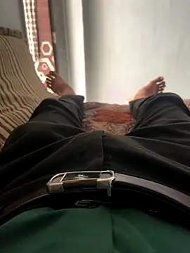 Snapshot of NoddingScorpion chatting on October 27, 2025, 8:29 am NoddingScorpion online show from October 27, 2025, 8:29 am