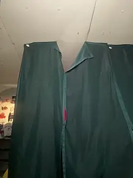 Snapshot of StoneyCam chatting on September 15, 2025, 3:01 pm StoneyCam online show from September 15, 2025, 3:01 pm