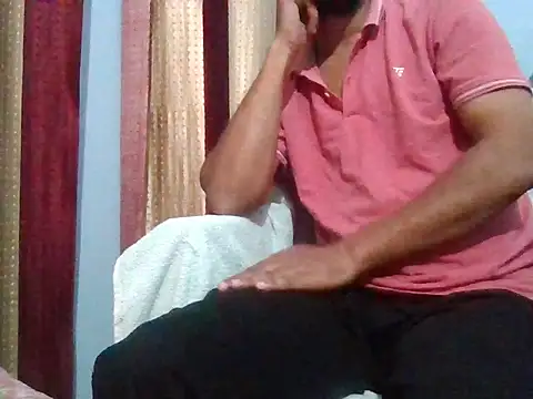 creativecommin online show from October 26, 2025, 6:47 pm