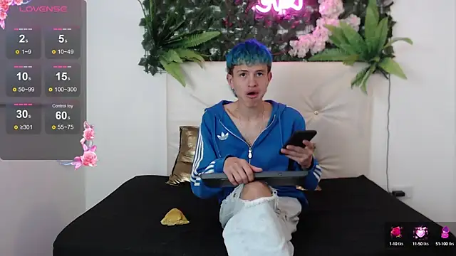 Snapshot of iam_lukas__ chatting on October 5, 2025, 1:26 am iam lukas online show from October 5, 2025, 1:26 am