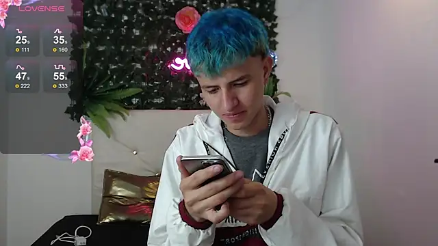 Snapshot of iam_lukas__ chatting on October 7, 2025, 3:47 am iam lukas online show from October 7, 2025, 3:47 am