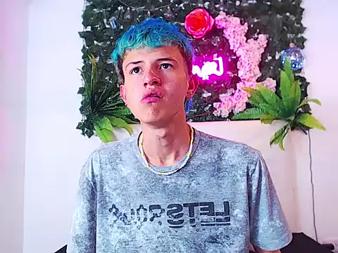 Snapshot of iam_lukas__ chatting on October 12, 2025, 4:11 am iam lukas online show from October 12, 2025, 4:11 am