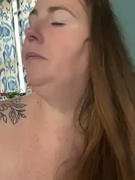 Domimommy420 online show from September 10, 2025, 3:23 pm