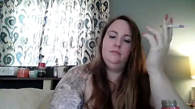 Domimommy420 online show from November 22, 2025, 4:17 pm