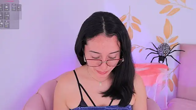 Ginevra esposito online show from October 27, 2025, 1:15 pm