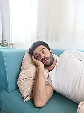 alex10alexx online show from November 11, 2025, 11:43 am