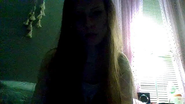 Snapshot of sarah2007 chatting on December 16, 2025, 12:59 am sarah2007 online show from December 16, 2025, 12:59 am