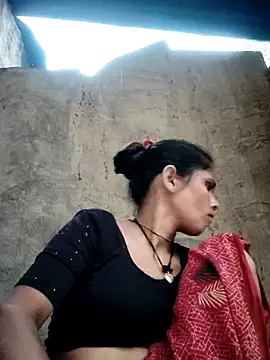 Hot-ilaiy online show from October 29, 2025, 12:07 pm