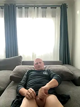 Attila120 online show from November 23, 2025, 9:42 am