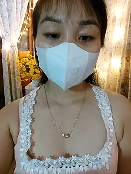 Snapshot of Laurie369 chatting on October 2, 2025, 3:41 pm Laurie369 online show from October 2, 2025, 3:41 pm