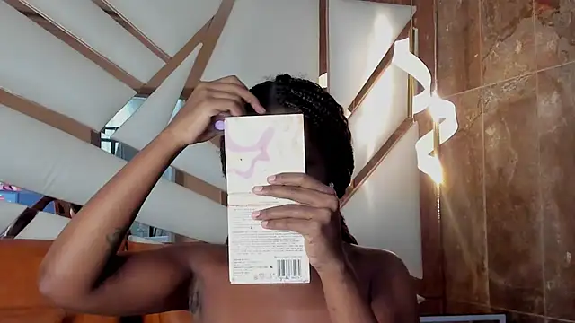 Snapshot of AbbieCyruz chatting on November 12, 2025, 8:37 am AbbieCyruz online show from November 12, 2025, 8:37 am