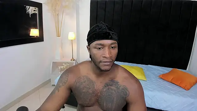 chrstian lewis1 online show from November 4, 2025, 3:44 pm