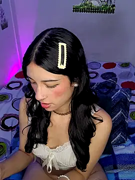 Danly  online show from November 5, 2025, 3:28 am