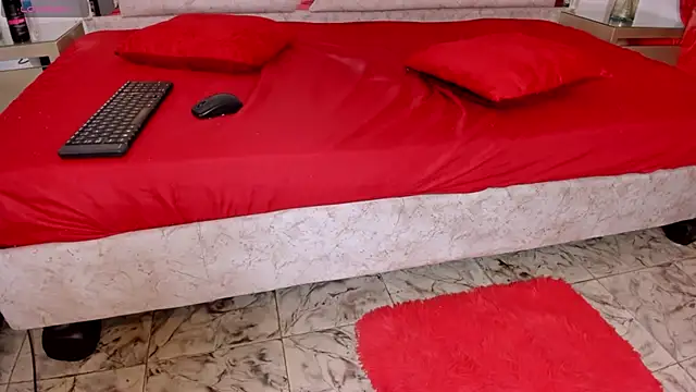 Snapshot of ThiccyLexxy chatting on October 8, 2025, 11:52 am ThiccyLexxy online show from October 8, 2025, 11:52 am