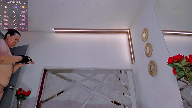 Snapshot of ThiccyLexxy chatting on November 6, 2025, 11:55 am ThiccyLexxy online show from November 6, 2025, 11:55 am