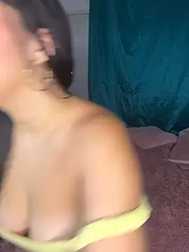 Isaa-Sweet online show from November 2, 2025, 9:55 am