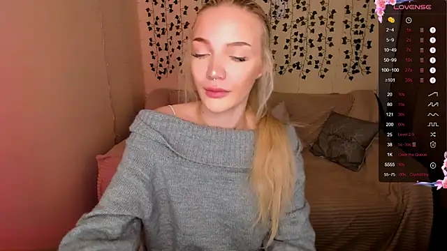 AnyaTaylor  online show from November 12, 2025, 2:12 am