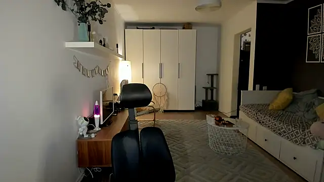 Bear Beer130 online show from October 13, 2025, 4:29 pm