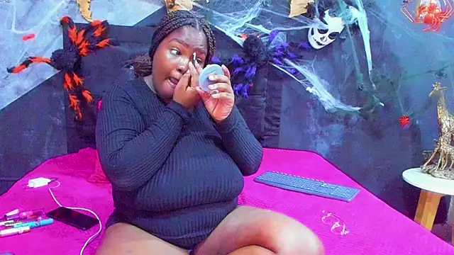 Snapshot of Maiam__Rossi chatting on November 13, 2025, 12:59 pm Maiam Rossi online show from November 13, 2025, 12:59 pm