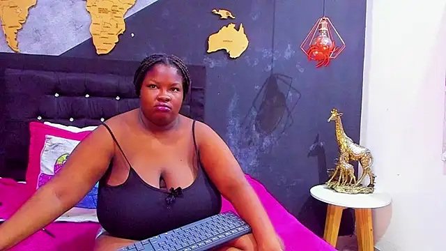 Snapshot of Maiam__Rossi chatting on November 21, 2025, 11:53 am Maiam Rossi online show from November 21, 2025, 11:53 am