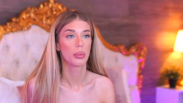 EllieRedd online show from October 29, 2025, 9:55 am