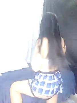 Snapshot of julietta_f chatting on October 31, 2025, 6:20 pm julietta f online show from October 31, 2025, 6:20 pm