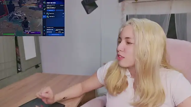 Snapshot of Natalia_novna chatting on September 30, 2025, 11:10 pm Natalia novna online show from September 30, 2025, 11:10 pm
