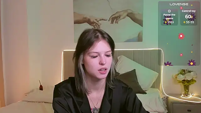 Lisa Blossom online show from October 6, 2025, 6:11 am