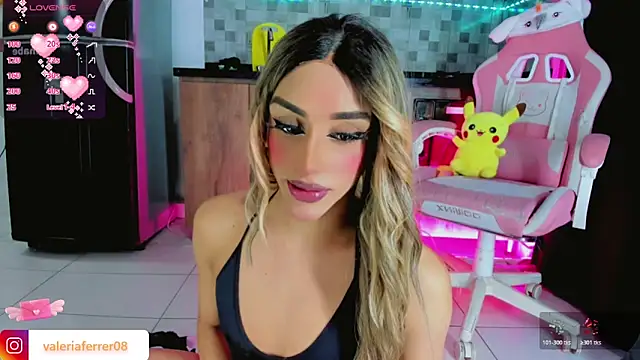 Snapshot of SEXYTSLATINA chatting on November 23, 2025, 1:27 am SEXYTSLATINA online show from November 23, 2025, 1:27 am