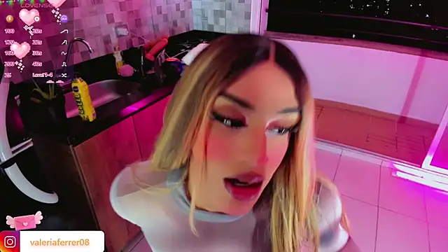 Snapshot of SEXYTSLATINA chatting on November 28, 2025, 12:13 am SEXYTSLATINA online show from November 28, 2025, 12:13 am