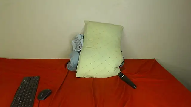 Snapshot of Sexychrista chatting on November 26, 2025, 12:55 am Sexychrista online show from November 26, 2025, 12:55 am