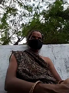 Snapshot of Sexi_savita chatting on October 21, 2025, 10:27 am Sexi savita online show from October 21, 2025, 10:27 am