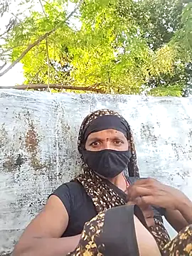 Snapshot of Sexi_savita chatting on November 2, 2025, 10:50 am Sexi savita online show from November 2, 2025, 10:50 am