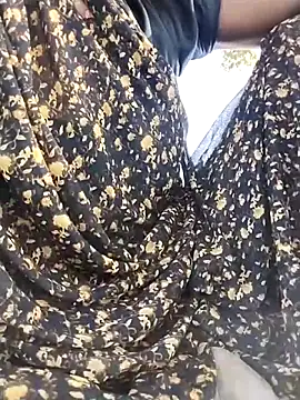 Snapshot of Sexi_savita chatting on November 5, 2025, 9:20 am Sexi savita online show from November 5, 2025, 9:20 am