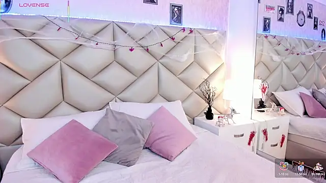 dafnne hall online show from October 22, 2025, 4:02 am