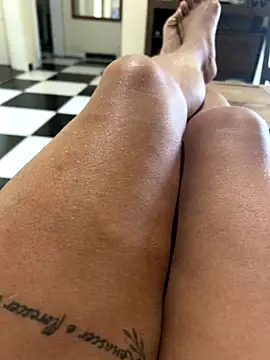 Snapshot of ju_muniz01 chatting on November 16, 2025, 1:28 pm ju muniz01 online show from November 16, 2025, 1:28 pm