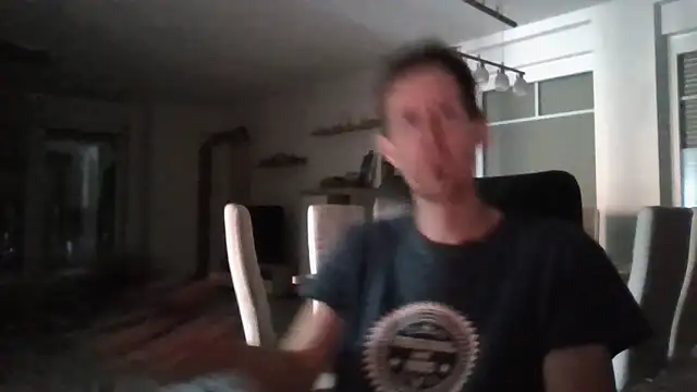 Snapshot of Trockenbau chatting on September 19, 2025, 1:01 pm Trockenbau online show from September 19, 2025, 1:01 pm