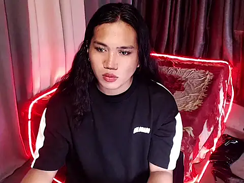 Snapshot of Hail_ur_Dominant chatting on September 10, 2025, 12:10 am Hail ur Dominant online show from September 10, 2025, 12:10 am