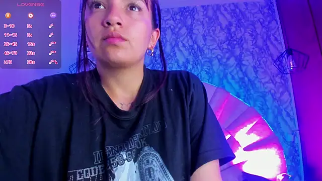 Snapshot of Mariam_s chatting on October 19, 2025, 4:18 pm Mariam s online show from October 19, 2025, 4:18 pm